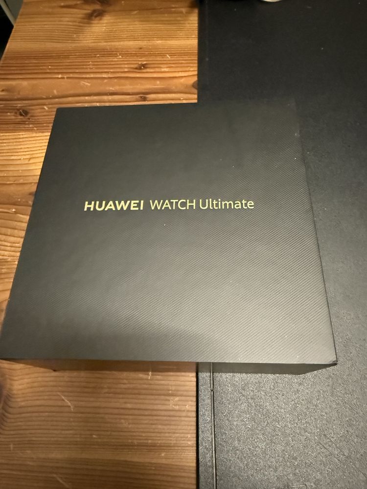 Smartwatch HUAWEI Watch Ultimate - Igual a novo
