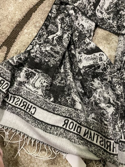 Шарф Christian Dior dior