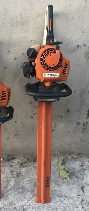 Corta Sebes a Gasolina HS 45 - 60CM Stihl