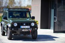 Suzuki Jimny бампер передній сузукі розбор деталь метал алюмінь деталь