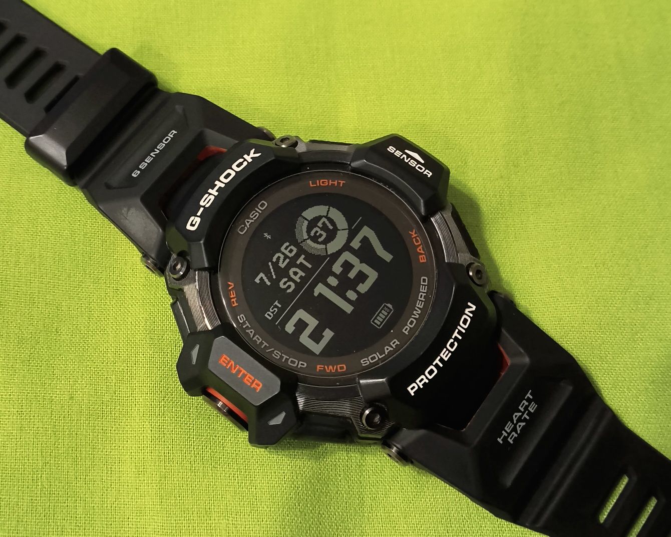 Часы Casio G-Shock GBD-H2000-1AER