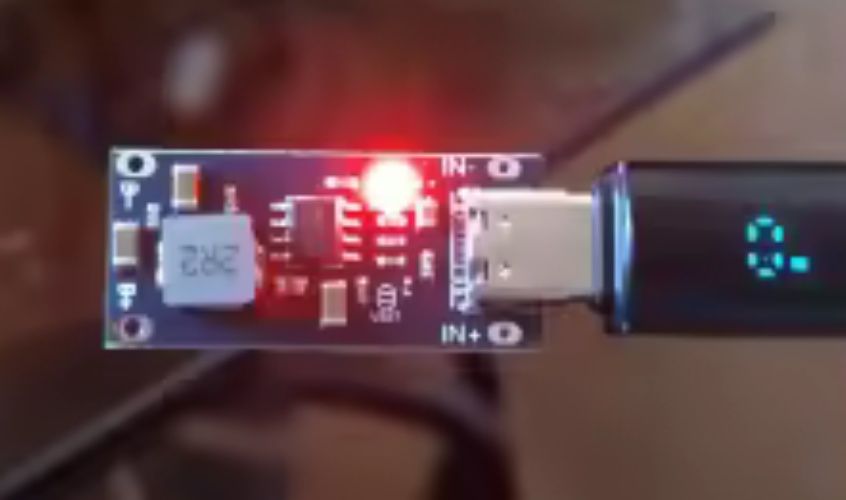 Зарядний пристрій Ip2312 li-ion li-pol до 3А