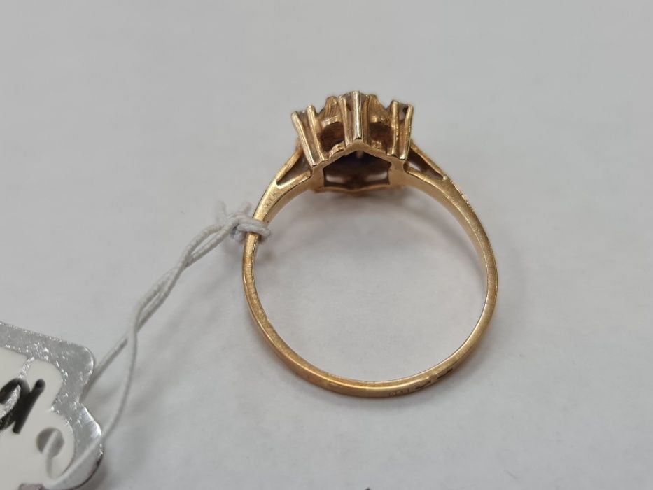 Klasyczny złoty pierścionek damski/ 585/ 3.19 gram/ R16/ Cyrkonie