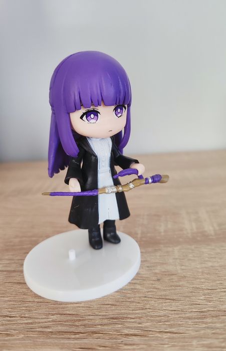 Frieren - figurka Fern.