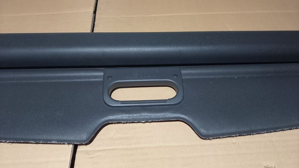 Roleta bagażnika Opel Zafira B ładna.