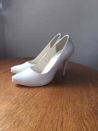 Buty skóra szpilka r. 37 białe Produkt Polski-wyprzedaż nowe-ślub