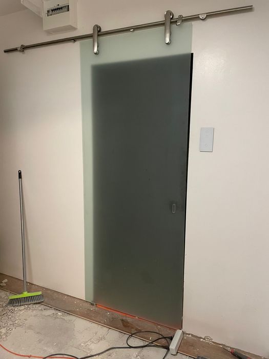 Drzwi przesuwne Soyo + system