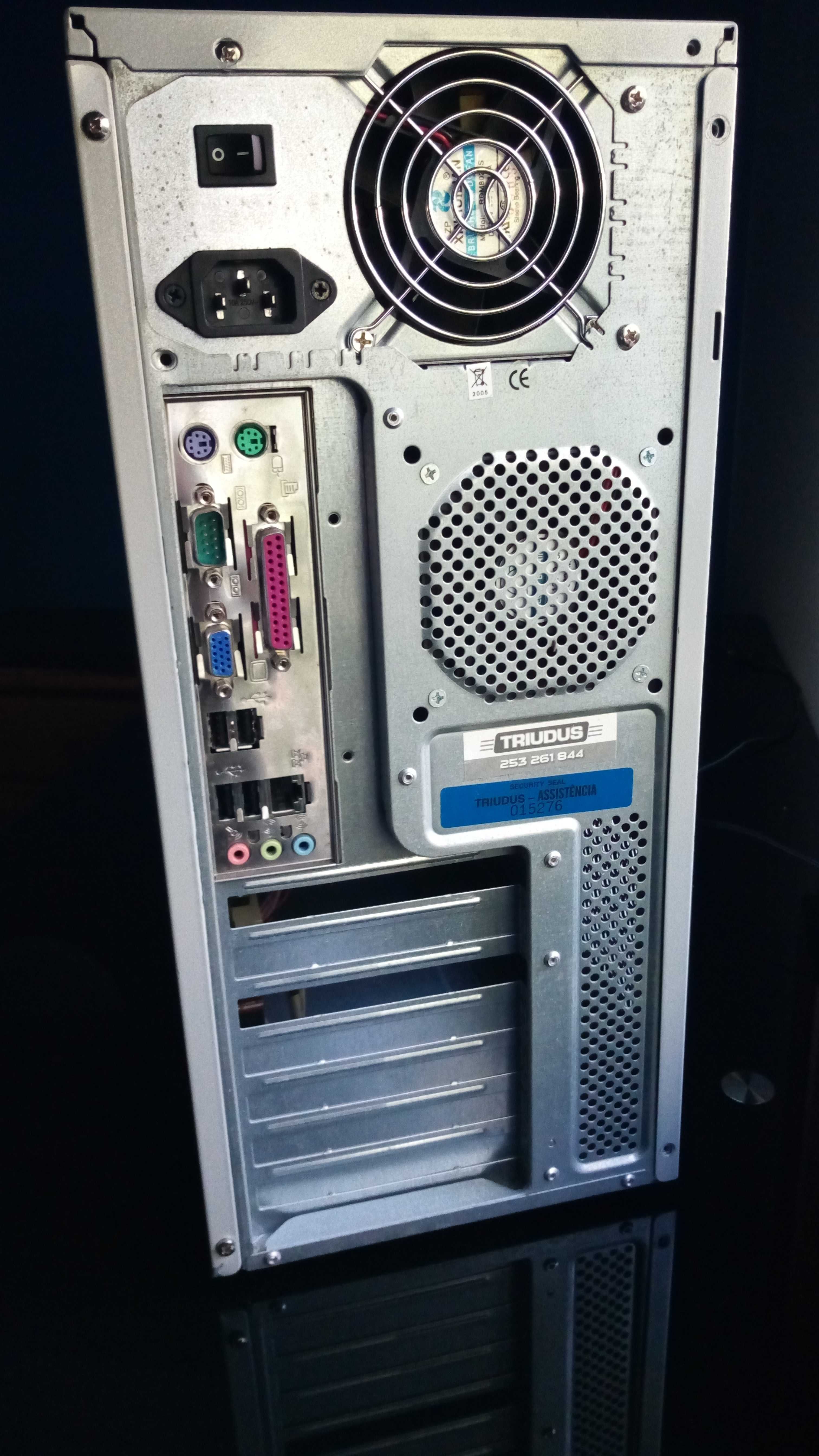 PC Intel® Pentium® D Processor 945 (3.40 GHz)