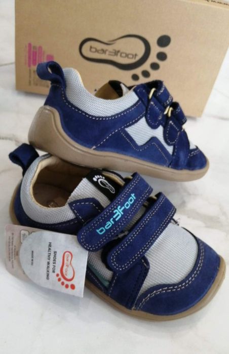 Niebieskie półbuty hydrofobowe rozm 30