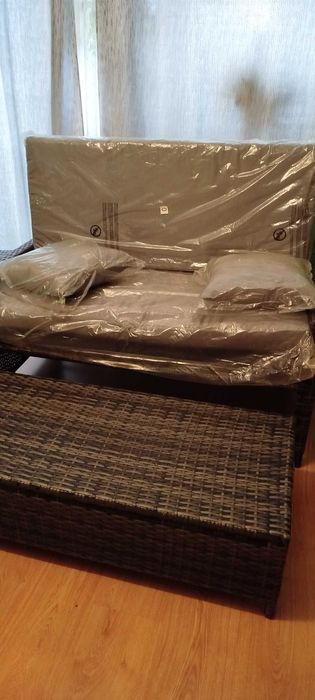Nowa sofa rozkładana technorattan szara plus gratis nowy szary leżak