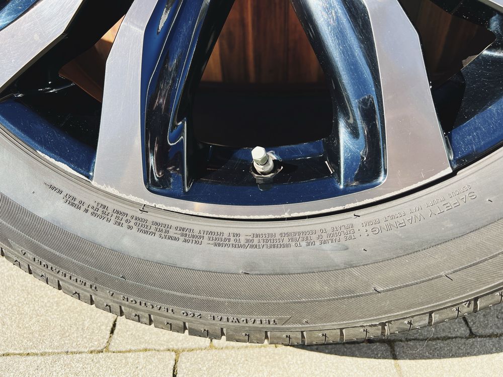 Koła felgi Lexus RX IV 235/55/R20 jak nowe F Sport  5x114,3