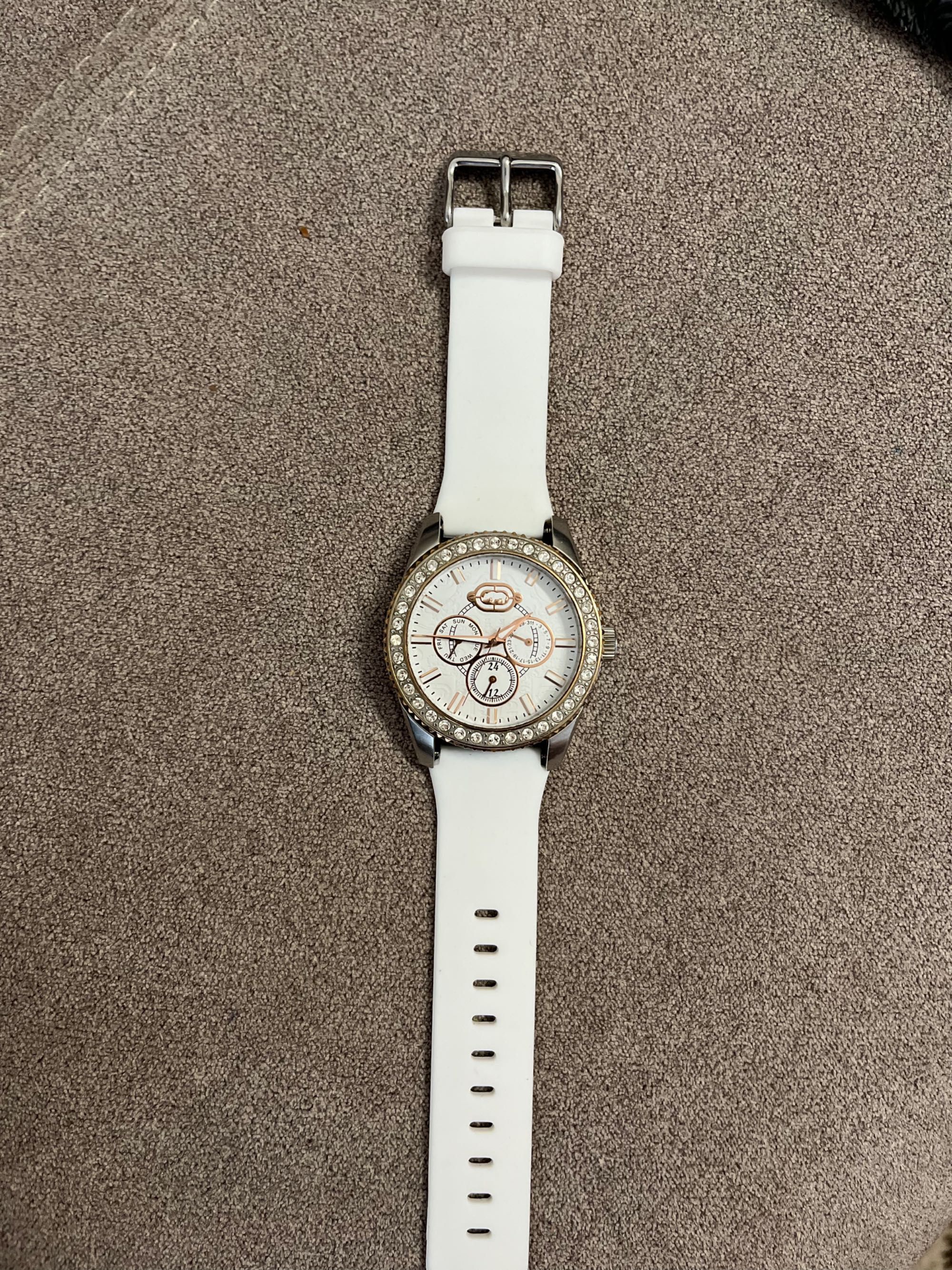 Часы женские Marc Ecko