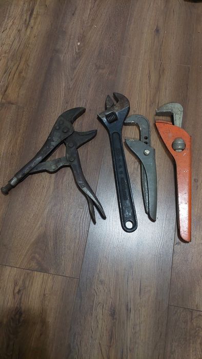 Stare klucze nastawne,hydrauliczne, cena za całość