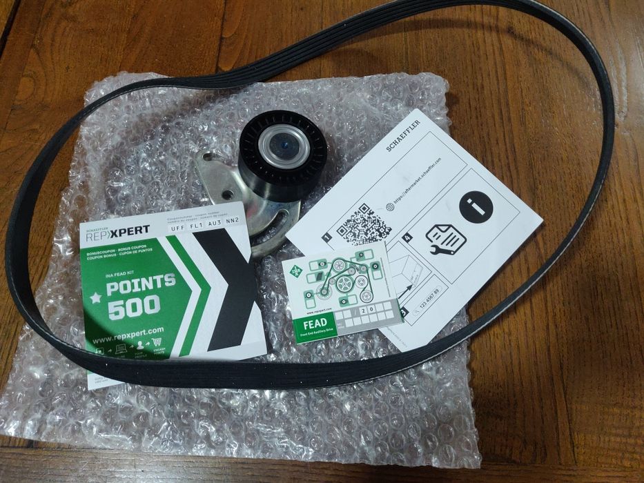 Correia de alternador INA para Renault, Dacia com esticador