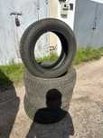 Шини Hankook 215/60 R17
