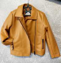 Стильна курточка косуха з екошкіри  116-122 см.