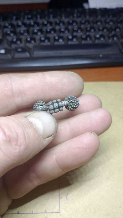 Продам срібний Колт