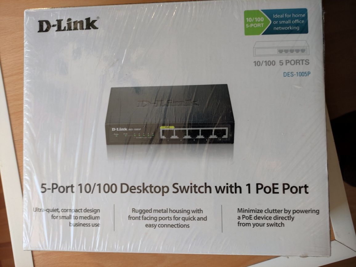 Коммутатор неуправляемый PoE Dlink DES-1005p 100mbit