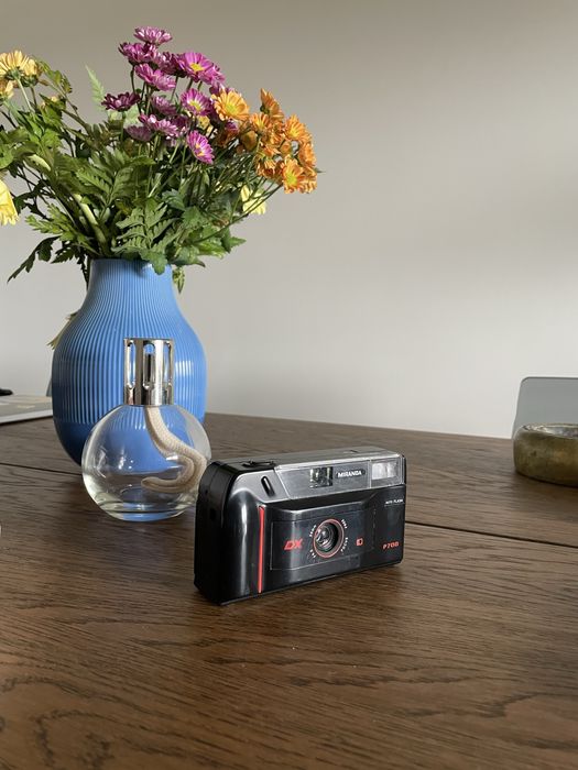 Máquina fotográfica analógica - MIRANDA P700