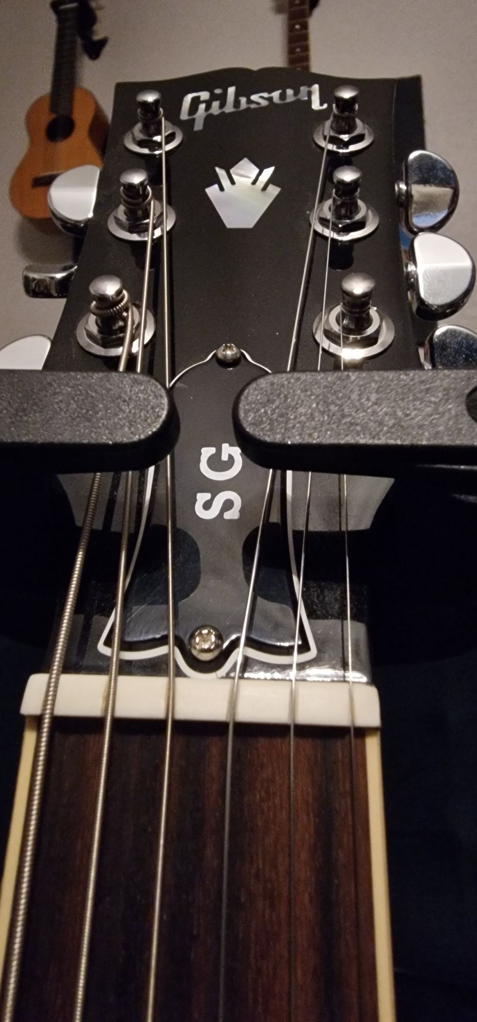 Nowa gitara Gibson SG Standard Ebony