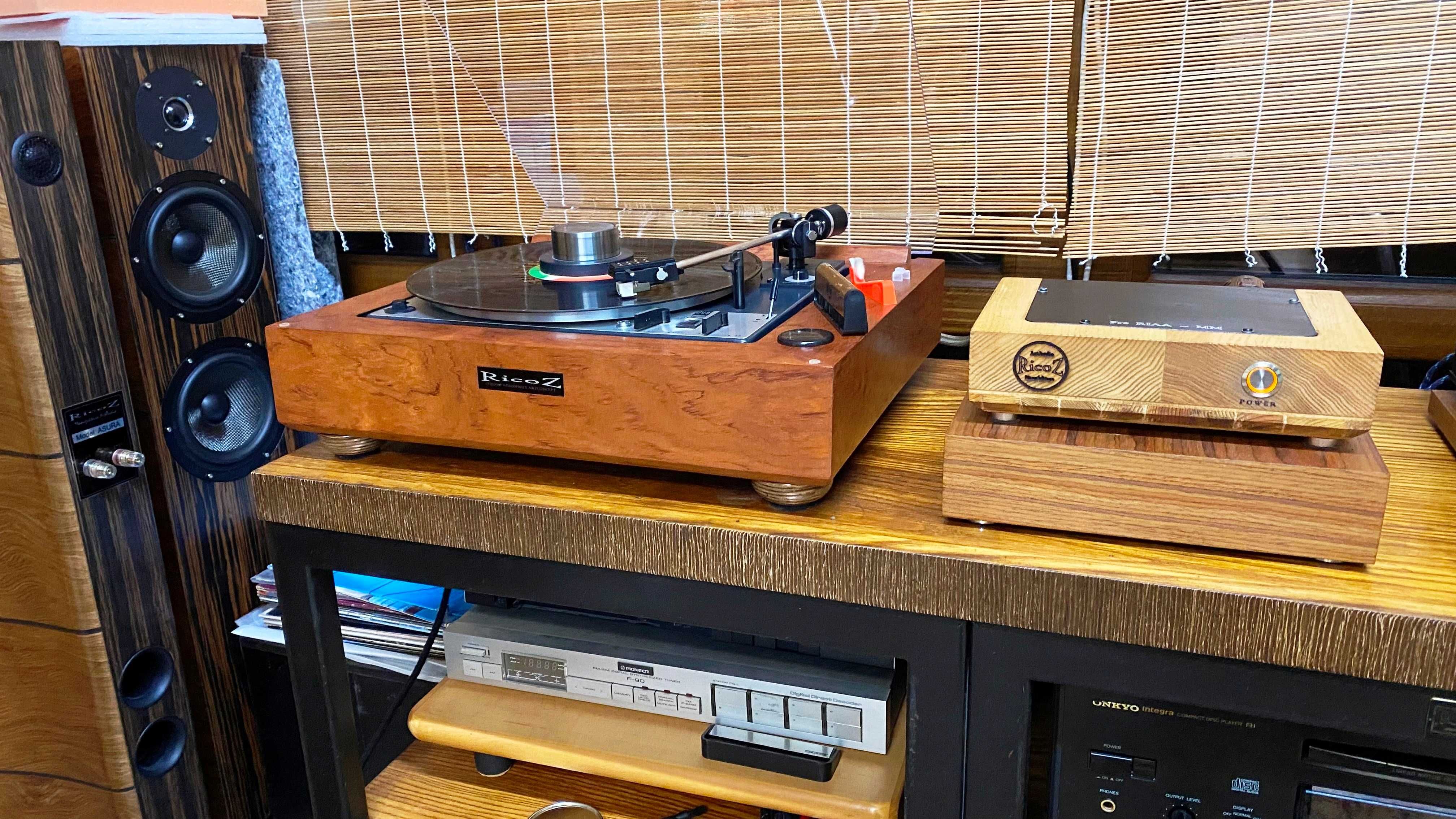 gramofon EXCLUSIVE - -DUAL