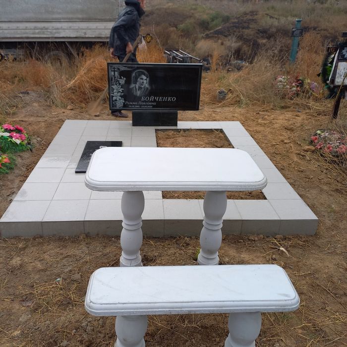 Пам'ятники з граніту