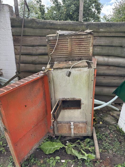 Продам котел твердопалевний з піддувом для типлиці