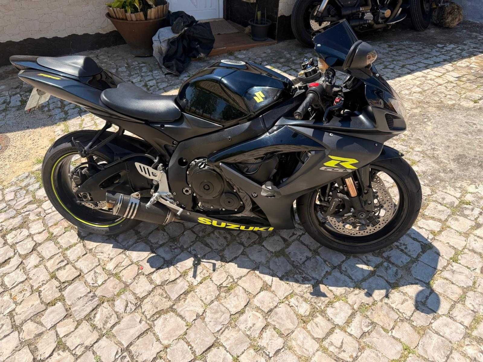 Suzuki GSX-R 750cc K7