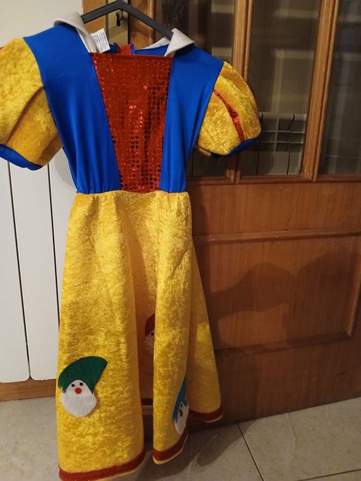Fantasia Carnaval Branca de neve