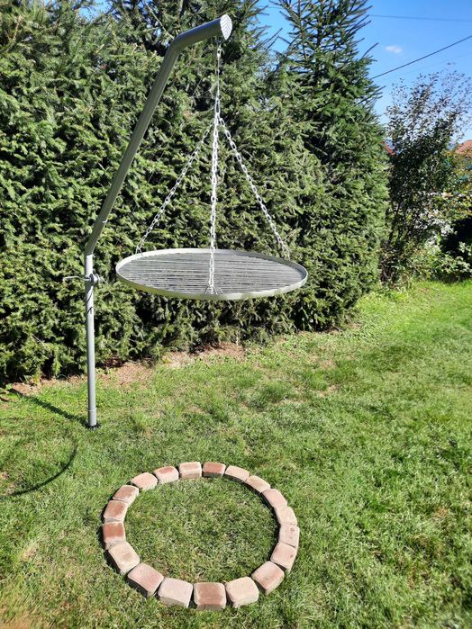 Grill ogrodowy żuraw nad ognisko z korbą obrotowy