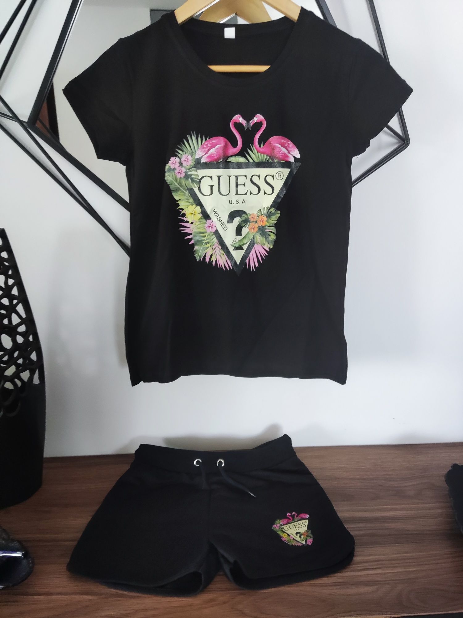 Guess komplet letni