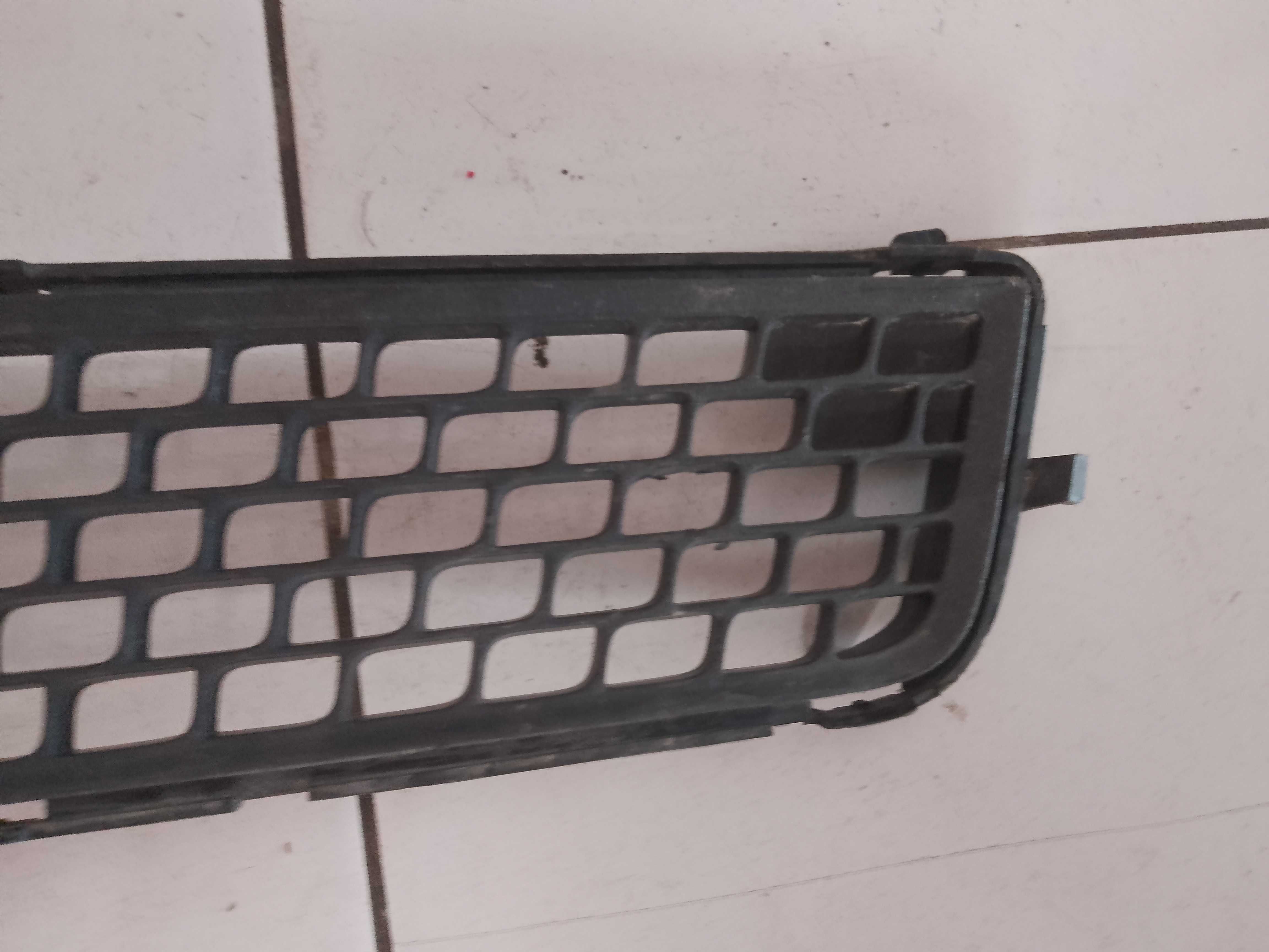 Kratka zderzaka przód VOLVO S80 II V70 III