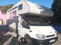 Autocaravana 6Lugares 7 dormidas. 7.50 comprimento