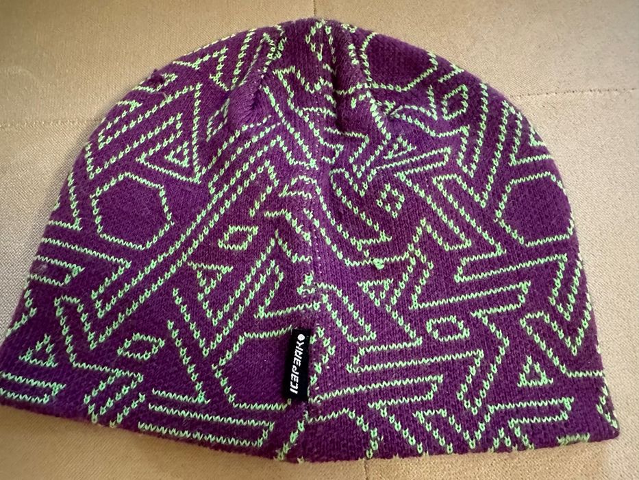 Шапка IcePeak  жіноча спортивна