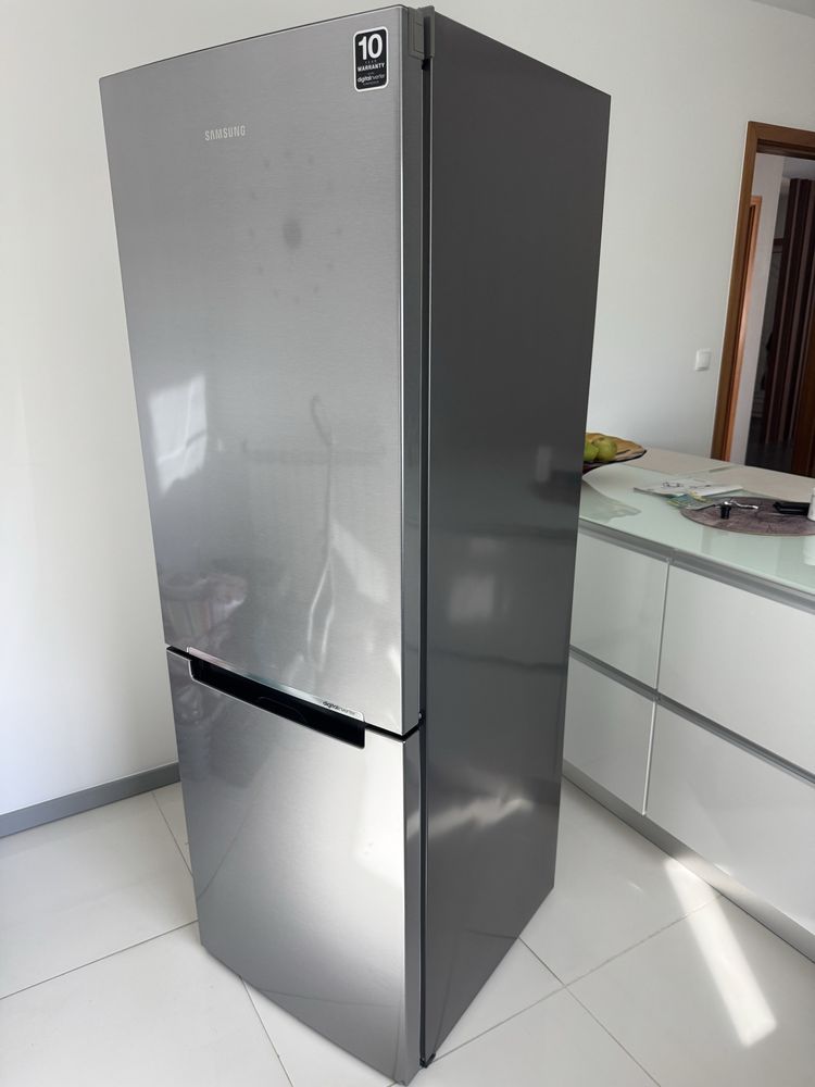 Frigorifico combinado Samsung RB29FSRNDSA
