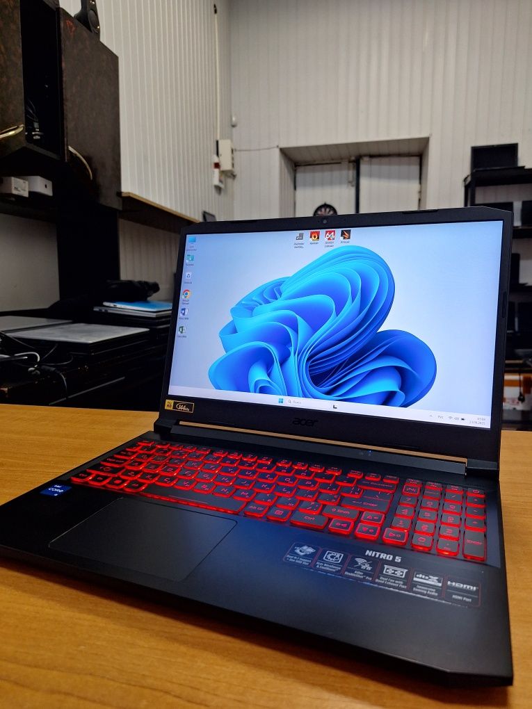 Acer Nitro 5 AN515-57 i5-11400H RTX 3050 Ti 4Gb DDR4 16Gb SSD 512Gb