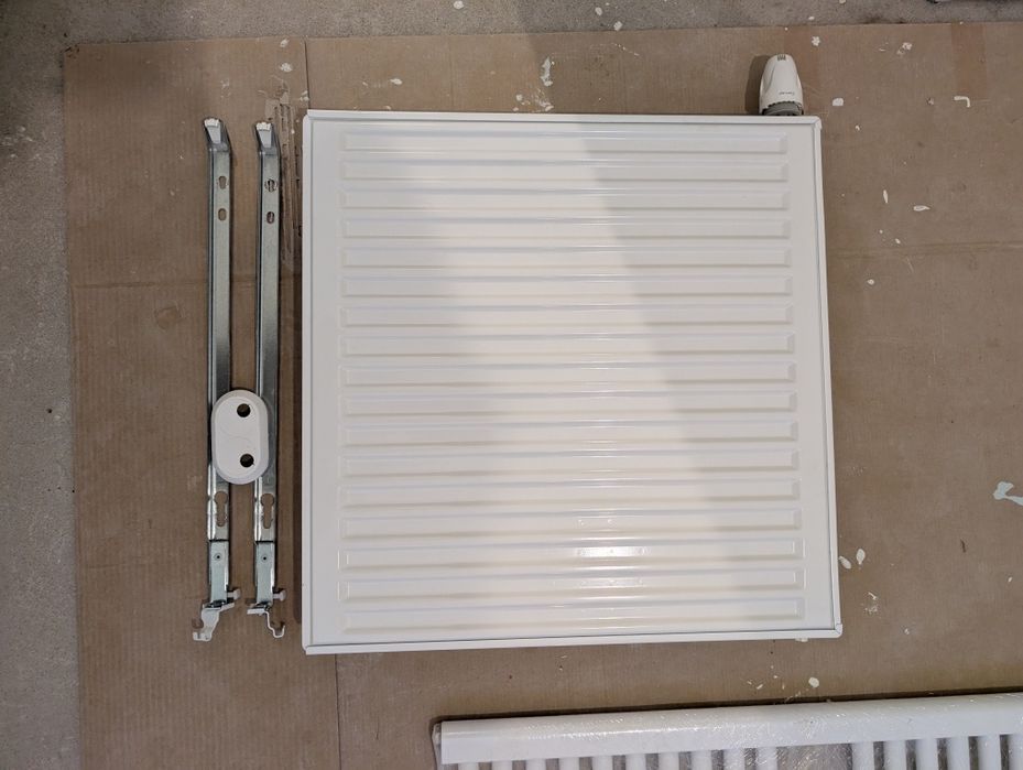 Grzejnik podeweloperski 60x60