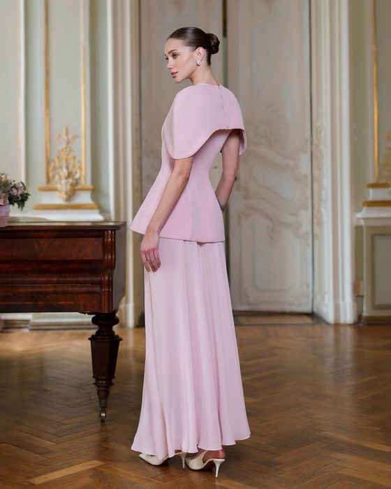 Костюм з спідницею преміум якості