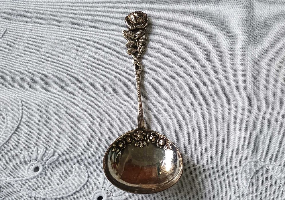 Łyżka posrebrzana Antiko 100 „Róża z Hildesheim”