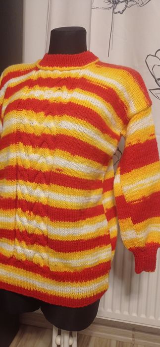 Sweter wełniany handmade-M/L NOWY