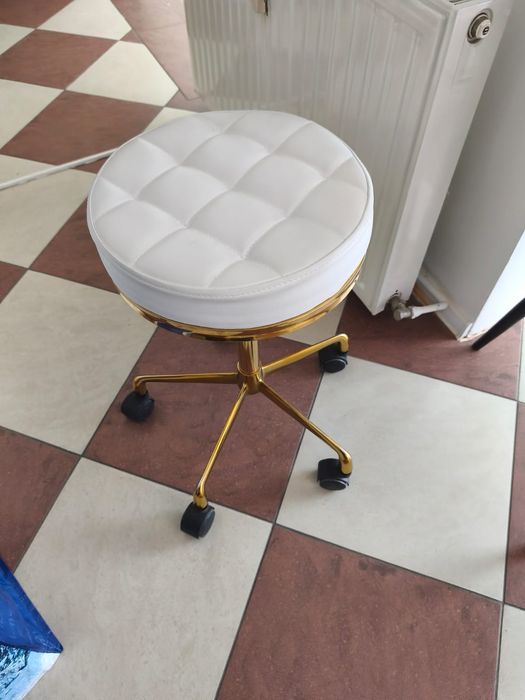 Taboret kosmetyczny okrągły