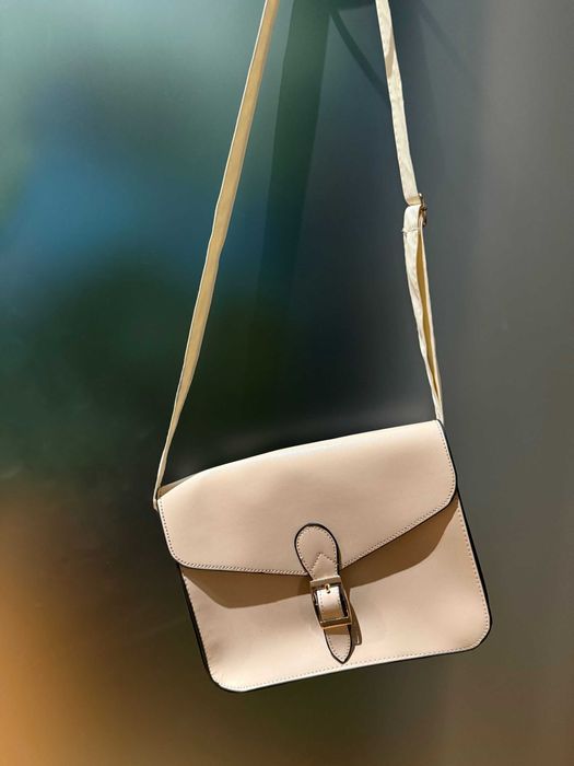 Beżowa torebka na ramię, listonoszka, ekoskóra, nowa