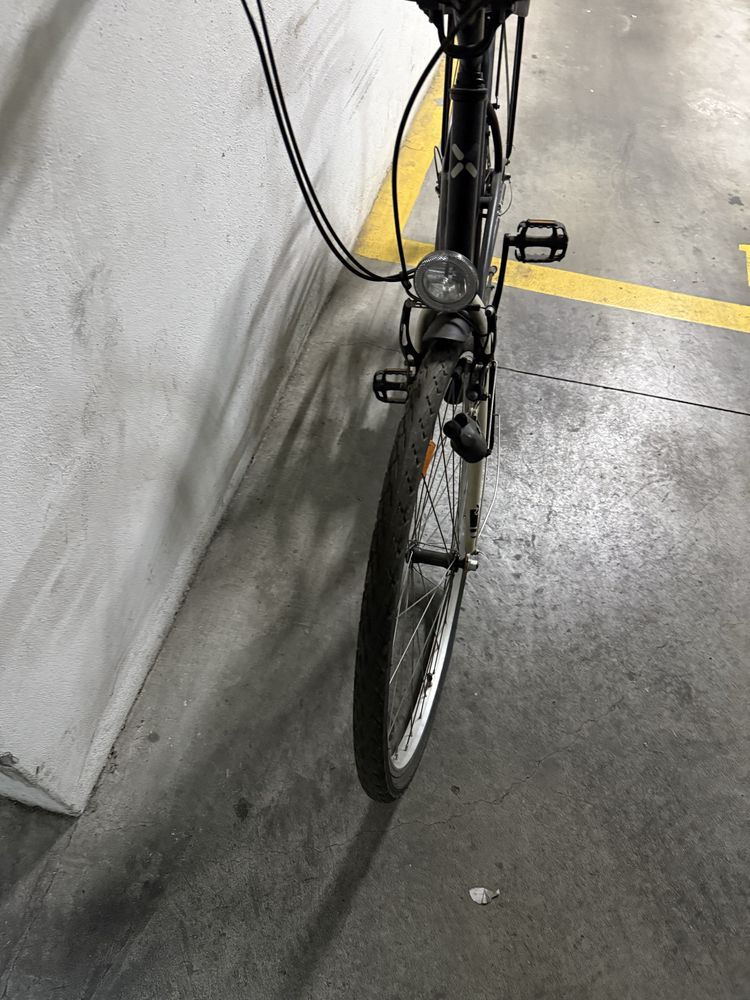 Bicicleta de senhora muito confortavel