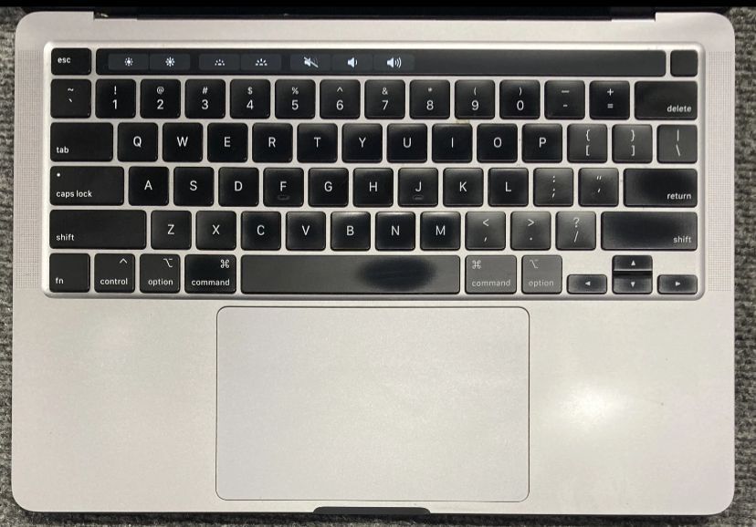 MACBOOK PRO TOUCH BAR -2020