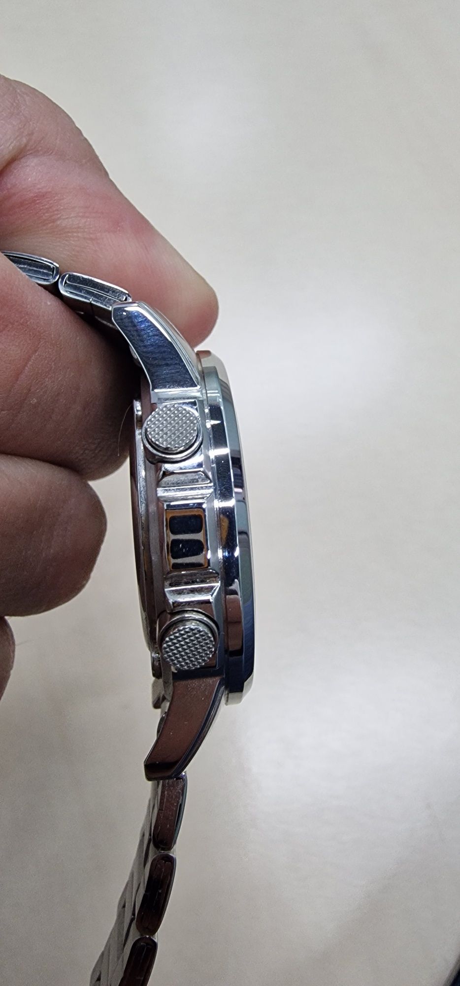 Продам часы CASIO AMW-8800-2A2