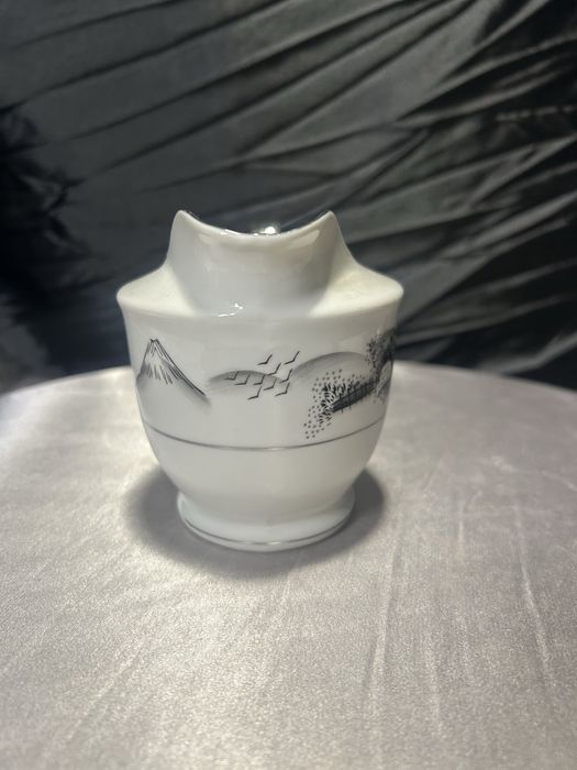 Mlecznik porcelanowy Kutani – ręcznie malowany – Japonia