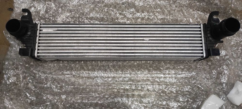 радіатори Buick Envision