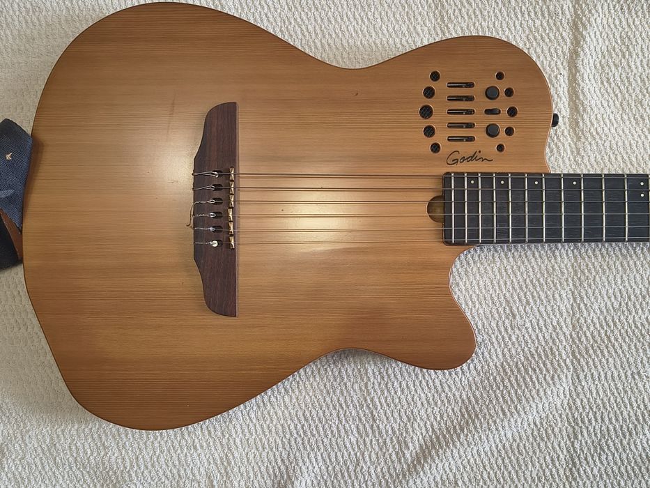 Продам гітару Godin