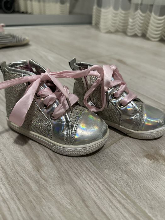 Дитяче взуття 20,21,22 розмір