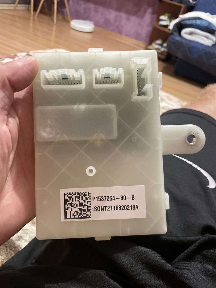 Ретрофіт Tesla Model 3 (P1537264-80-B) Без CCS2